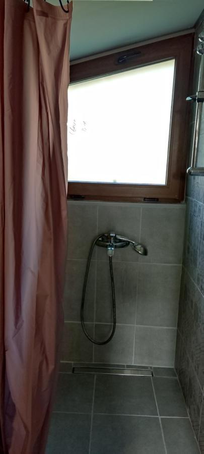 Мансардна Никол Apartment วีดิน ภายนอก รูปภาพ